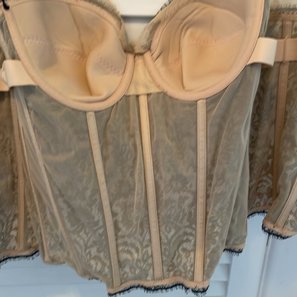 NWT Elie Tahari  Bustier Lace black/beige lining cotton nylon,elastine size L - Picture 13 of 17